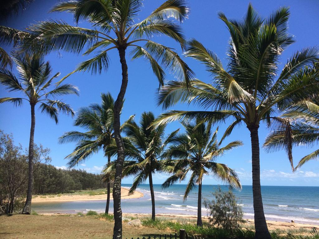萨日娜海滩汽车旅馆 Grasstree Beach 外观 照片